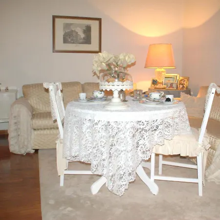 Bed and breakfast Corte Antica Canossa Del 1600 *